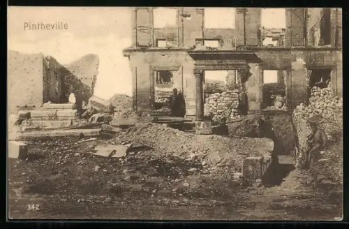 AK Pintheville, Ruines d`un bâtiment après la guerre