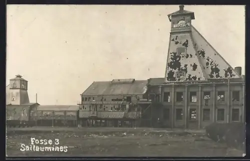 Foto-AK Sallaumines, Fosse 3 des mines avec bâtiments industriels