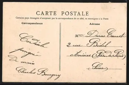 AK Montigny-en-Gohelle /P.-de-C., Fosse No. 7 avec groupe de personnes devant le puits de mine