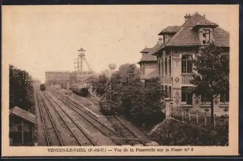 AK Vendin-le-Vieil /P.-de-C., Vue de la Passerelle sur la Fosse No. 8