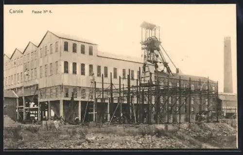 AK Carvin, Fosse No. 4, vue de la mine et des structures industrielles