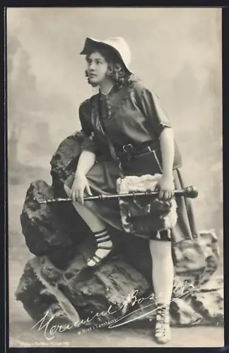 AK Opernsängerin Hermine Bosetti als Hirr in Tannhäuser