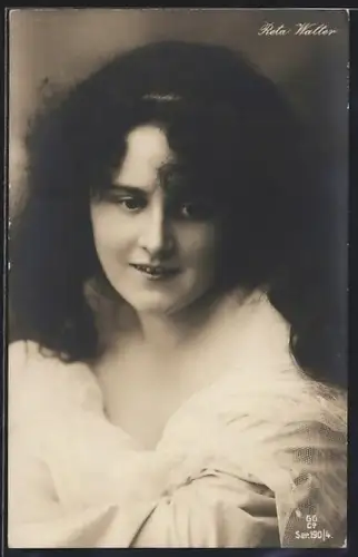 AK Opernsängerin Portrait Reta Walter