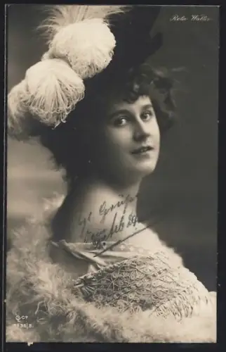 AK Opernsängerin Reta Walter im eleganten Kleid
