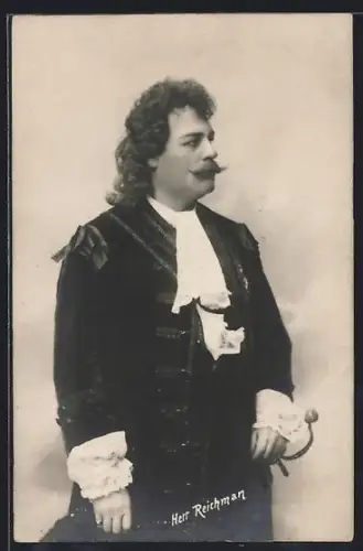 AK Theodor Reichmann in einem Bühnenkostüm