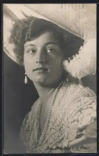 AK Eva Plaschke v. d. Osten, Portrait