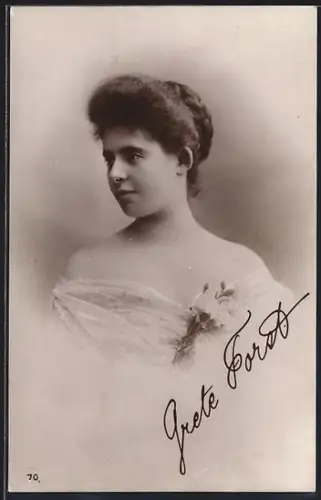 AK Grete Forst, Portrait