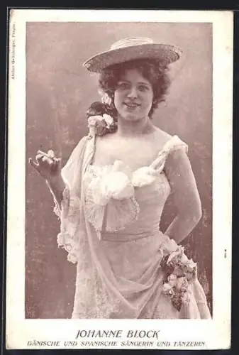 AK Johanne Block mit Zigarette, Portrait