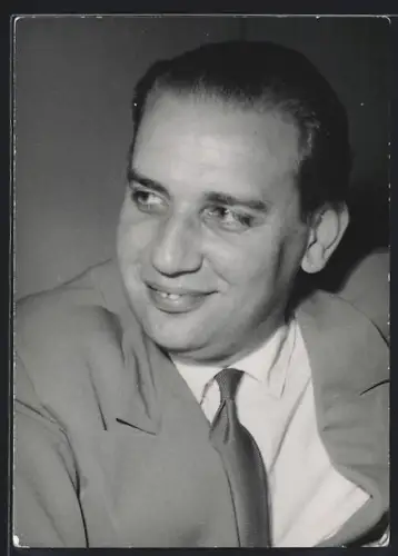 AK Heinz Rehfuss lächelt, Portrait