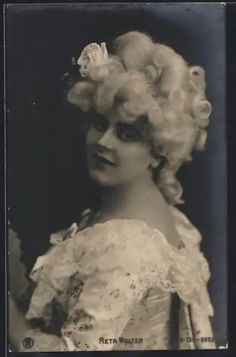 AK Reta Walter mit Rokoko-Perücke, Portrait