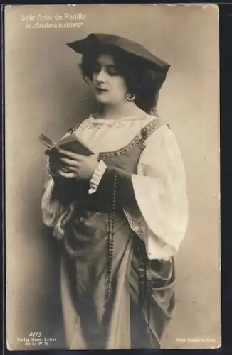 AK Lola Artot de Padilla im Bühnenkostüm, Portrait