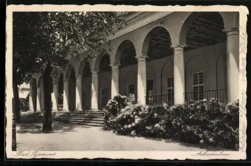 AK Bad Pyrmont, Arkadenbau im Sonnenschein