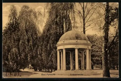 AK Bad Pyrmont, Erdbeertempel mit umgebender Natur