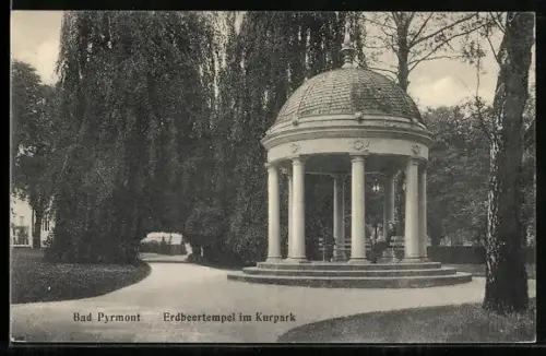 AK Bad Pyrmont, Erdbeertempel im Kurpark
