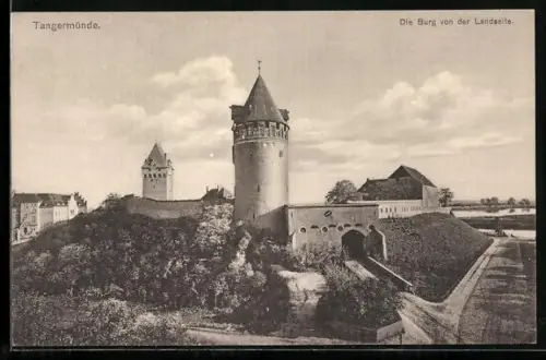 AK Tangermünde, Burg von der Landseite