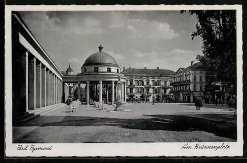 AK Bad Pyrmont, Am Brunnenplatz