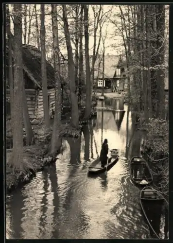 AK Lehde / Spreewald, Dolzkefliess, Spreewaldkahn in Fahrt
