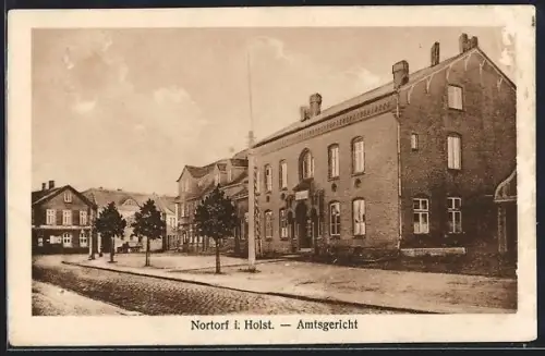 AK Nortorf i. Holst, Strassenpartie mit Amtsgericht