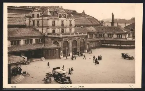 AK Dijon, La Gare, Bahnhof