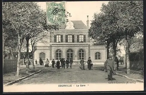 AK Courville, La Gare