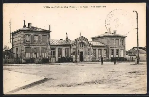 AK Villers Cotterets /Aisne, La Gare, Vue extérieure