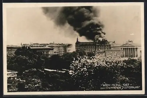 AK Wien, der brennende Justizpalast 1927
