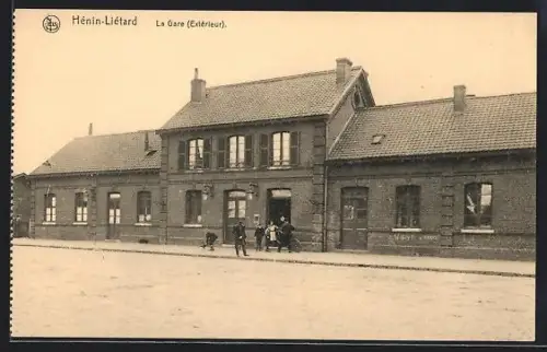 AK Hénin-Liétard, la Gare, Bahnhofsgebäude