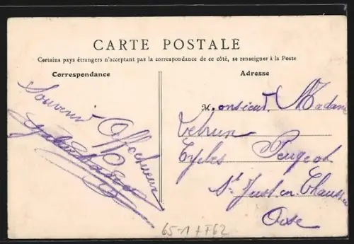 AK Saint-Omer /P.-de-C., Vue de la Gare et de la Cour des Voyagers, Bahnhof