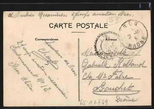 AK Lyon, Gare de Perrache-les Voutes, Strassenbahn am Bahnhof