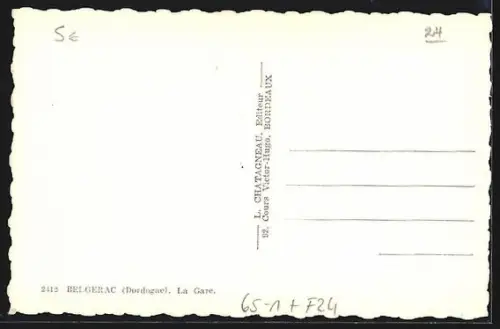 AK Belgerac, La Gare, Autos am Bahnhof