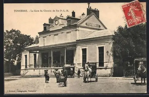 AK Tonnerre, La Gare du Chemin de Fer P.-L.-M.