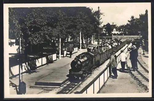 AK München, D.V.A. 1925, Liliput-Bahn, Kleinbahn