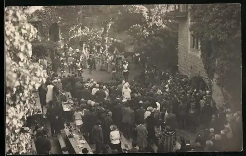 Foto-AK Bozen, Sängerfest des M.G.V. Bozen auf Schloss Runkelstein