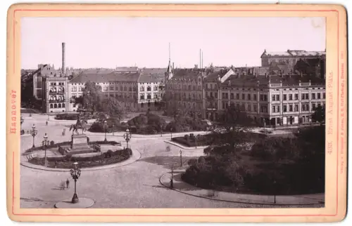 Fotografie Römmler & Jonas, Dresden, Ansicht Hannover, Blick auf den Ernst August Platz mit Hotel Royal
