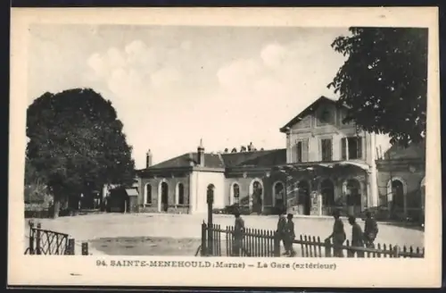 AK Sainte-Menehould /Marne, La Gare, Extérieur