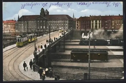 AK Ludwigshafen a. Rhein, Stadthaus Nord u. Viadukt, Strassenbahnen, Eisenbahn