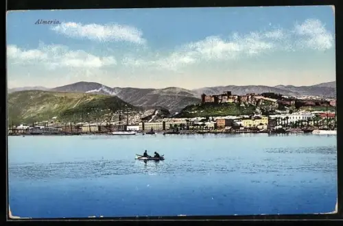 AK Almeria, Ortspanorama mit Hafen u. Festung vom Wasser aus