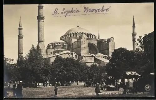 AK Istanbul, Mosquée de St-Sophie avec des gens et des commercants, Moschee Aya Sofya mit Leuten und Händler