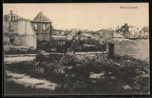 AK Brest-Litowsk, Ruinen im Ort