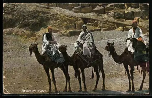 AK Beduin en voyage, Ägypter auf Dromedaren