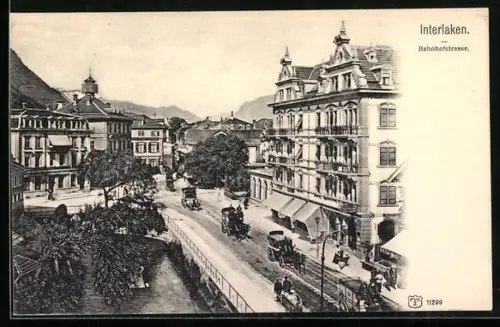 AK Interlaken, Blick auf die Bahnhofstrasse