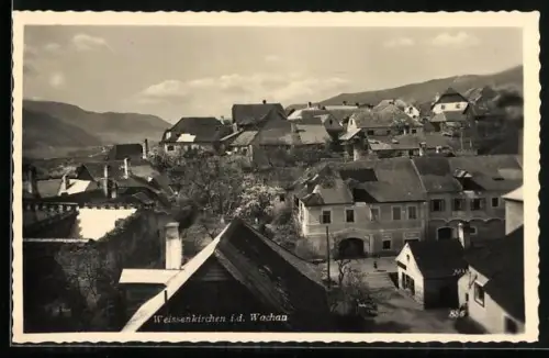 AK Weissenkirchen i. d. Wachau, Blick über die Dächer