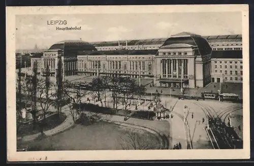 AK Leipzig, Bahnhof, Hauptbahnhof mit Strassenbahn