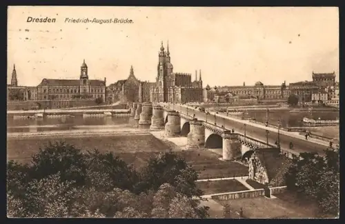 AK Dresden, Friedrich-August-Brücke aus der Vogelschau
