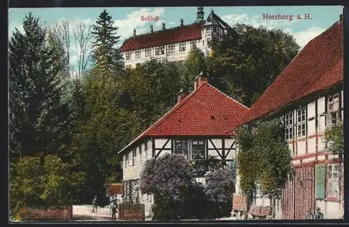 AK Herzberg a. H., Schloss mit Ortspartie