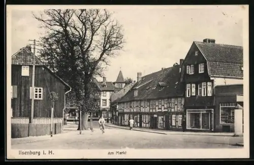AK Ilsenburg i. H., Strassenpartie am Markt