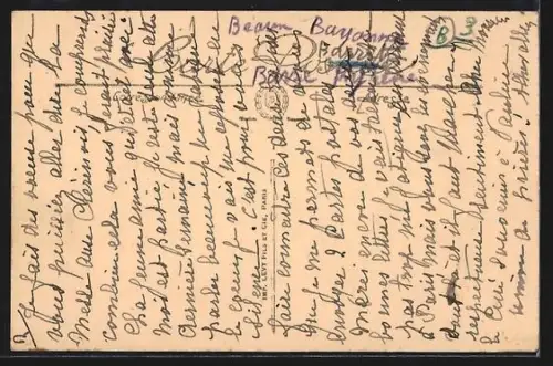 AK Biarritz, L`Église Sainte-Eugénie, sortie de Messe