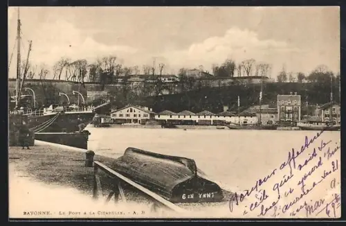 AK Bayonne, Le Pont à la Citadelle avec bateaux amarrés