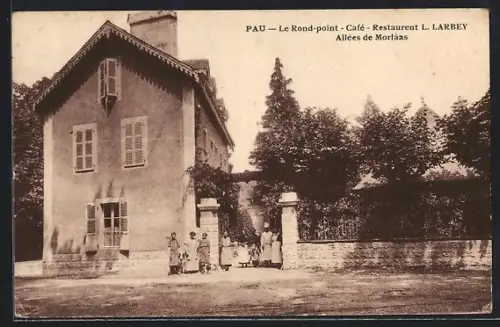 AK Pau, Le Rond-point, Café, Restaurant L. Larbey, Allées de Morlàas