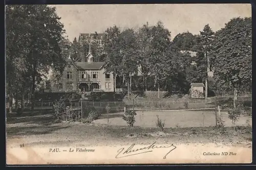 AK Pau, Le Vélodrome avec bâtiment entouré d`arbres